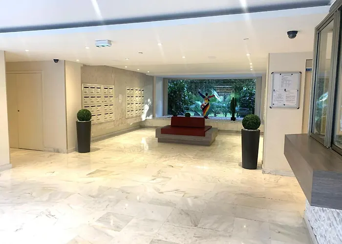 Cannes Center Wifi Ac 100 M From Croisette Behind Martinez Hotel